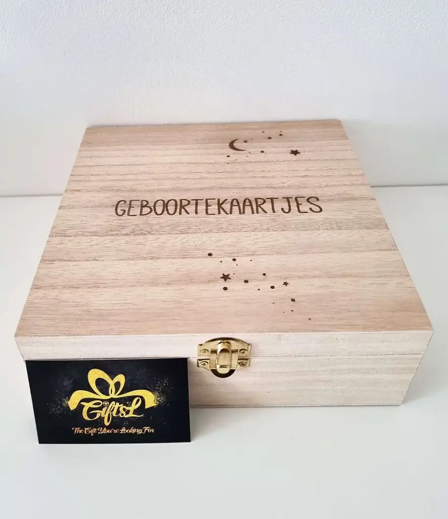Opbergkist geboortekaartjes