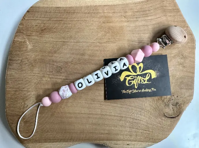 Speenkoord met EIGEN NAAM (kies zelf je kleuren)